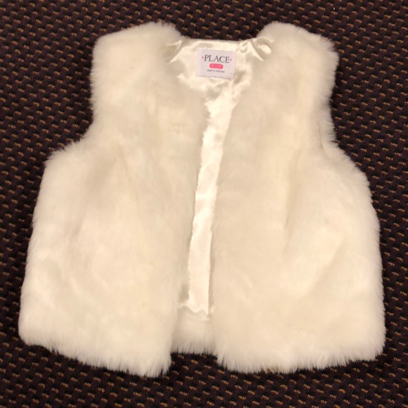 NWOT Children’s Place faux fur white washable vest - Picture 1 of 8